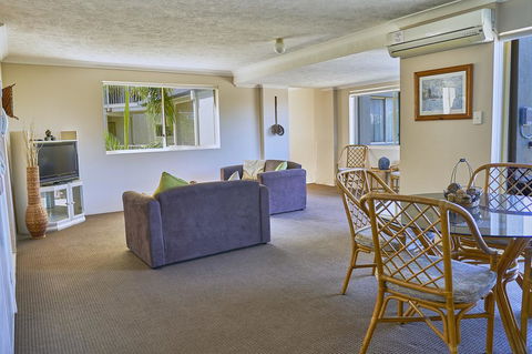 Bayview Beach Holiday Apartments - NT Tourism 1