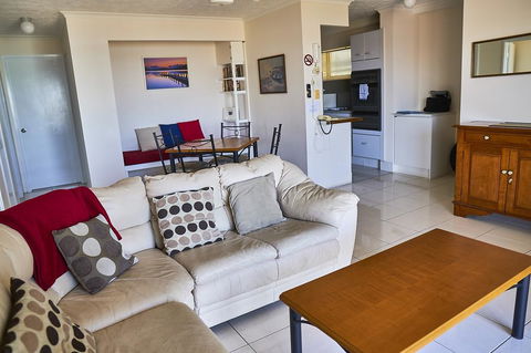 Bayview Beach Holiday Apartments - NT Tourism 2