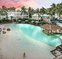 Beach Club Palm Cove - NT Tourism