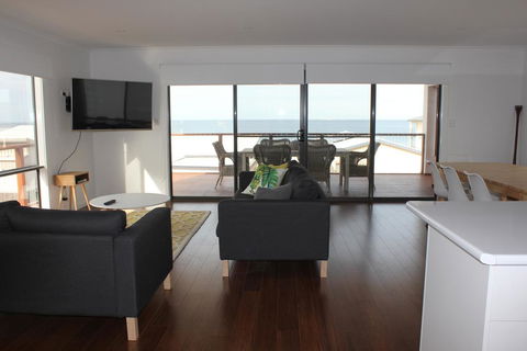 Beach House At Arno - NT Tourism 2