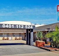 Beach Motel Woolgoolga - NT Tourism
