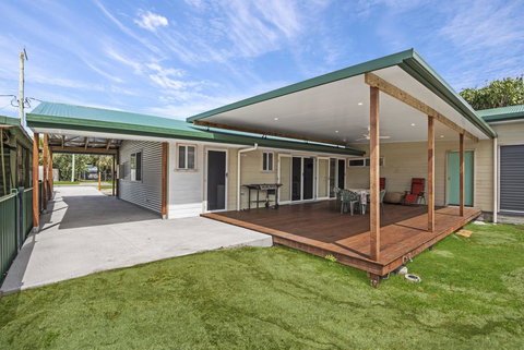 Beach Shack On Towners - Accommodation NT 3