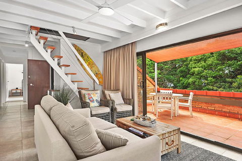Beachfront 7 Penthouse - Sawtell, NSW - NT Tourism 0