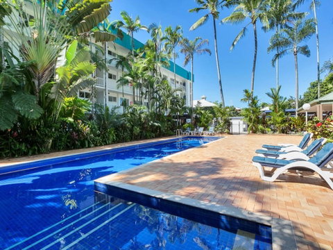 Beachfront Apartment Agincourt Clifton Beach - Accommodation NT 3