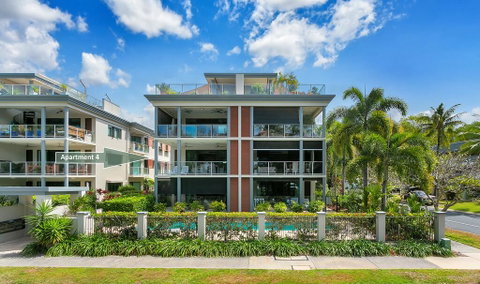 Beachfront Apartment With Ocean Views (4) - Accommodation NT 1