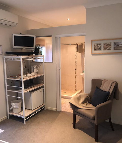 Beachhouse Bed And Breakfast - Accommodation NT 3