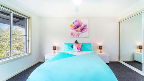 RED Rock - Townhouse In Town - Accommodation NT 3