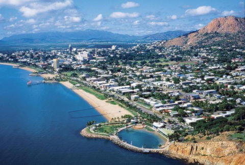 Reef Lodge Backpackers - Accommodation NT 2