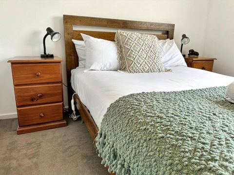 Reel Close! Walk To Everything. Sleeps 6 - Accommodation NT 2