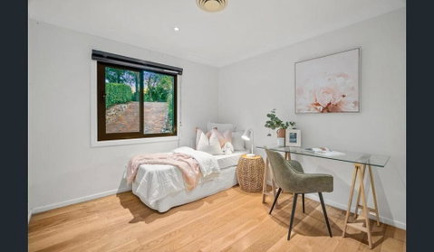 Relax On The Spacious Balcony And Soak In The Picturesque Views - Accommodation NT 3