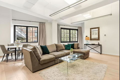 Renovated Warehouse Conversion In Heart Of Sydney - Accommodation NT 2