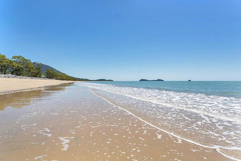 Ribbons Beachfront Apartments Clifton Beach - Accommodation NT 2