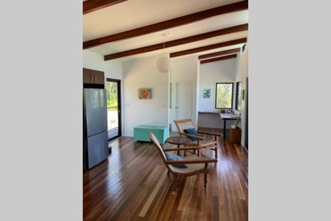 Ridge Cabin - Stunning Views - 5km From Neighbours - Accommodation NT 2