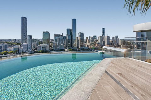 River-View Unit With Rooftop Pool Near Museums - Accommodation NT 0