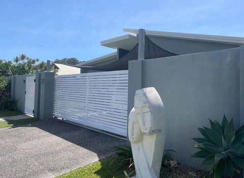 Relax At Trinity Beach Getaway, Blue Lagoon, Trinity Beach - Accommodation NT 1