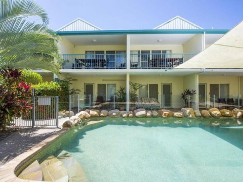 SAILS 9 Beachfront Getaway Horseshoe Bay - Accommodation NT 0