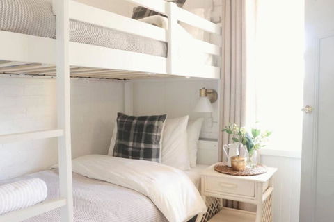 Rustic Chic 200 Metres From CBD - Accommodation NT 1