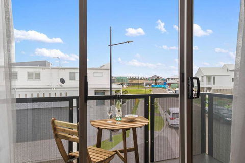 Rockpool Escape - A Coastal Refresh Near The Marina - NT Tourism 2