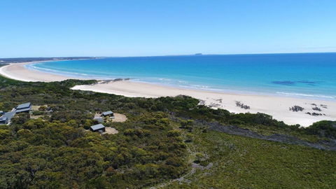 Rocky Cape Retreat - NT Tourism 0