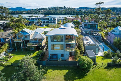 Rolling Waves 3 - Beach Access & Pet Friendly! - Accommodation NT 1