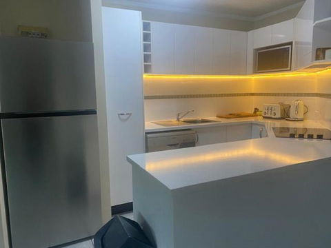 ROOFTOP APARTMENT AT MARINA TERRACES - Accommodation NT 2