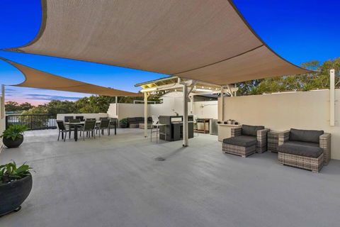 Rooftop Island Sunsets - Accommodation NT 0