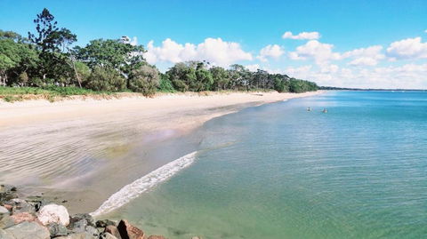 Rosalynda- Luxury Beachfront 3 BR Townhouse - Accommodation NT 1