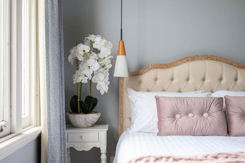Rose Villa Heritage Home With Parking & WiFi - Accommodation NT 1
