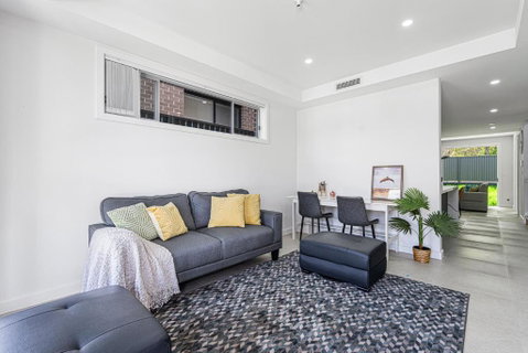 Rousehill 5Br With Pool Near Shopping Centre&Train - Accommodation NT 2
