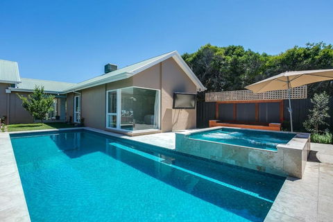 Royadie Resort - Pool Spa Tennis 500m To Beach - Accommodation NT 2