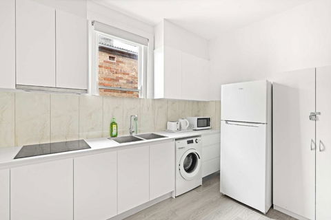 Rustic Double Room - Central Location In Kensington - Shared Bathroom - Accommodation NT 3