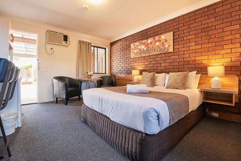 Ruthven Street Motor Inn - NT Tourism 3