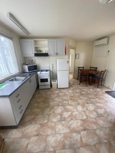 Sale Caravan Park - Accommodation NT 0
