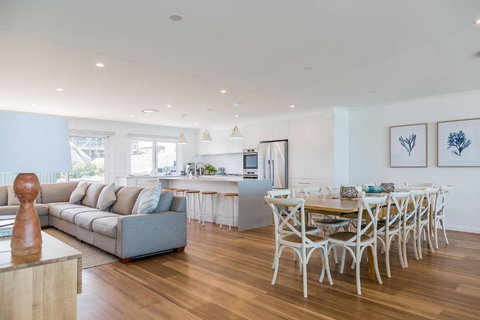 Salt And Light Mollymook - Accommodation NT 2