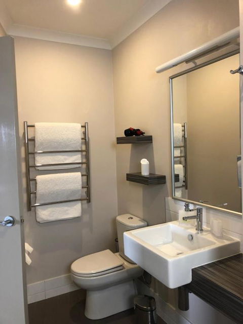 Saltair Luxury Accommodation - Adults Only - NT Tourism 3