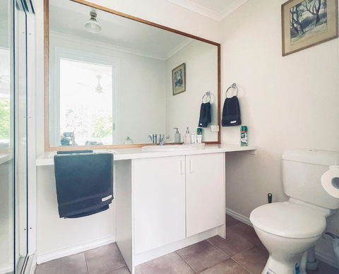 Sanctuary Park Cottages - NT Tourism 2