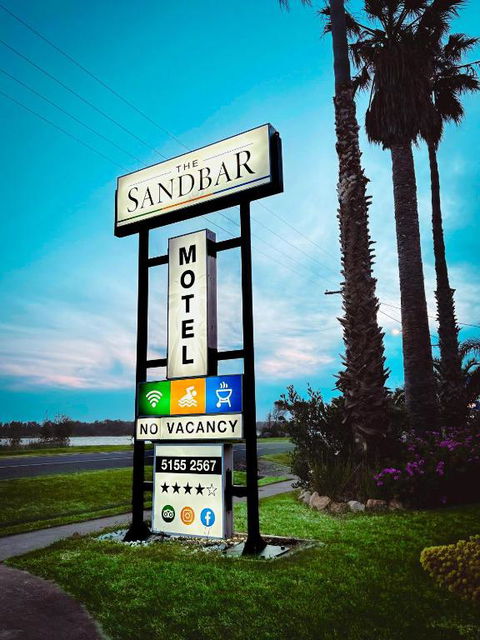 Sandbar Motel - NT Tourism 1