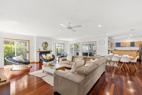 Sandlewood Breeze - Pet Friendly - Community Pool - Accommodation NT 2