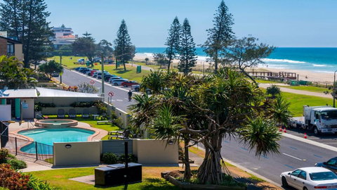 Sandrift Beachfront Apartments - Accommodation NT 1