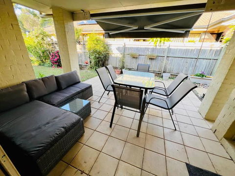 Sandstone Point Holiday Home - Accommodation NT 2