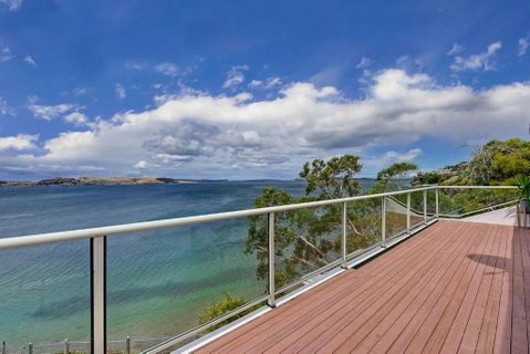 Sandy Bay Beachfront Oasis Direct Beach Access - Accommodation NT 1