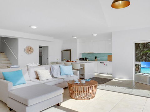 Sandy Cove - Accommodation NT 2