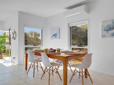 Sandy Cove - Accommodation NT 3