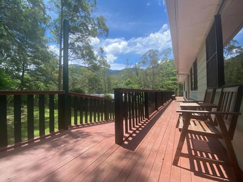Sine Cera Rainforest Retreat - The Freeman Suite - NT Tourism 0