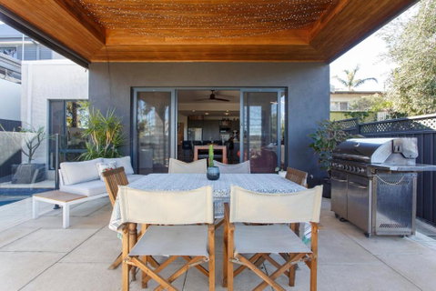 Stella Retreat - Townhouse With Pool - Accommodation NT 3