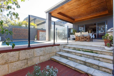 Stella Retreat - Townhouse With Pool - Accommodation NT 2