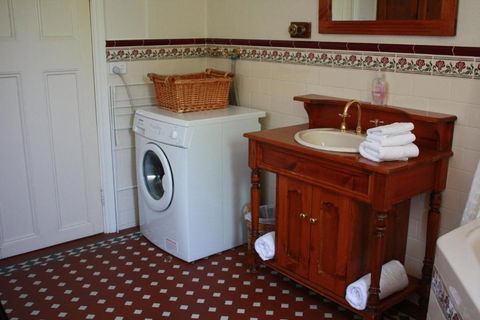 Telegraph Cottage - NT Tourism 3