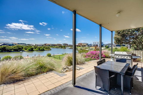 T2 12 Wentworth Pde Hindmarsh Island - No Linen Included - Accommodation NT 1