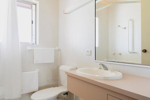 Tarcutta Retreat - Accommodation NT 1