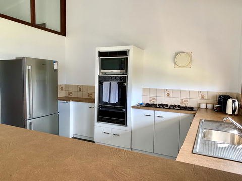 Beachside House - Accommodation NT 2